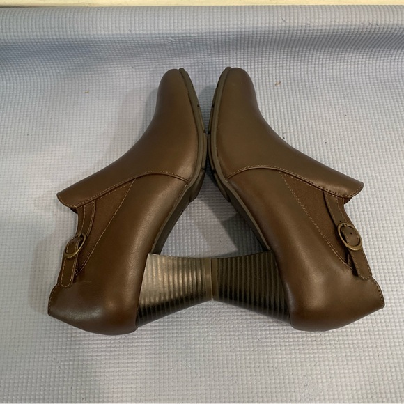 Croft & Barrow® Ines Ortholite Eco Boots Booties Women's Size 9 -Brown - Picture 5 of 9